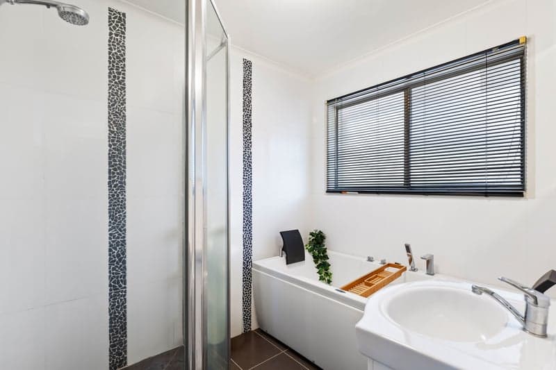 71 Dobell Street, Indooroopilly - Thumbnail 5
