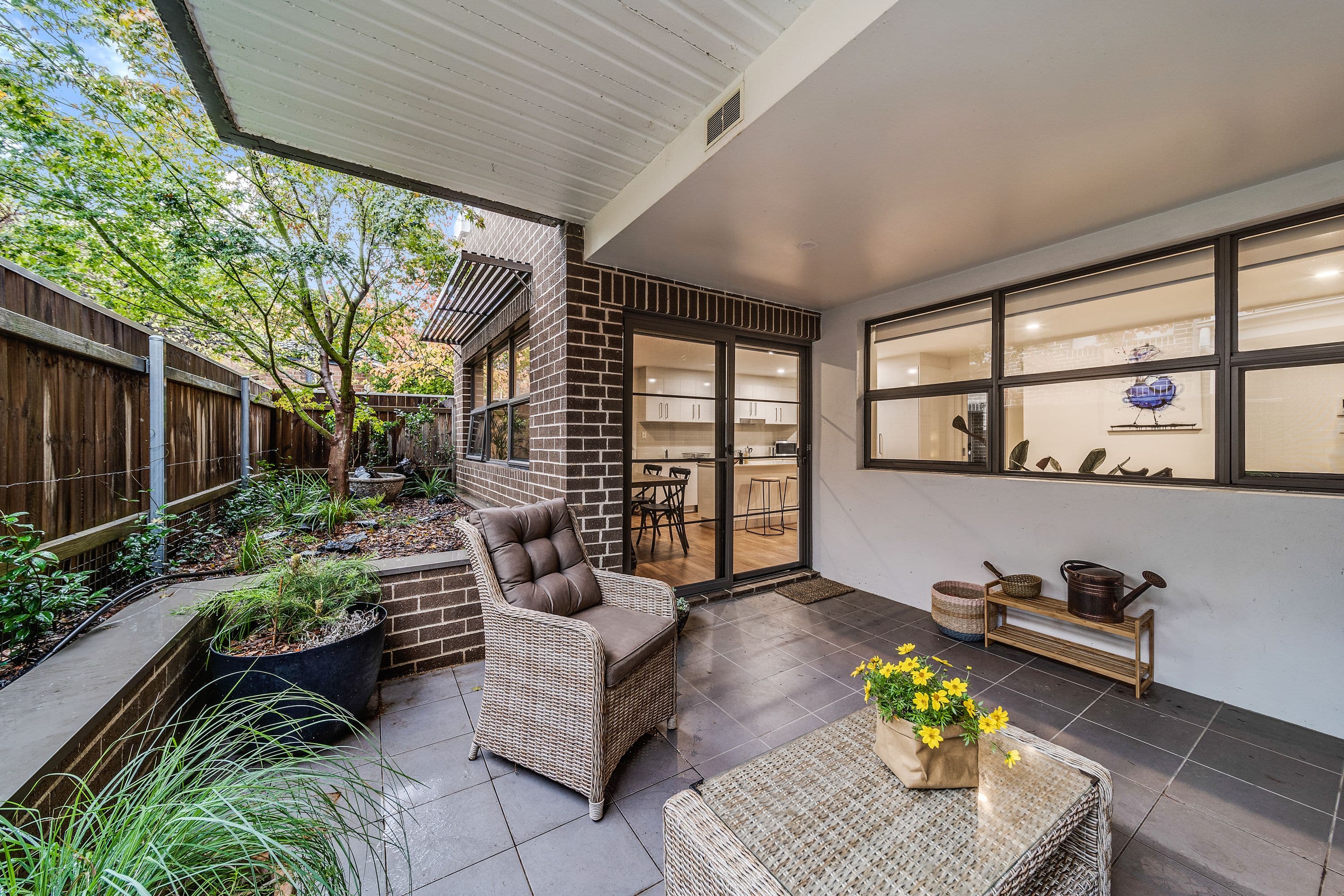 25 Owen Crescent, Lyneham ACT 2602, Lyneham - Image 1