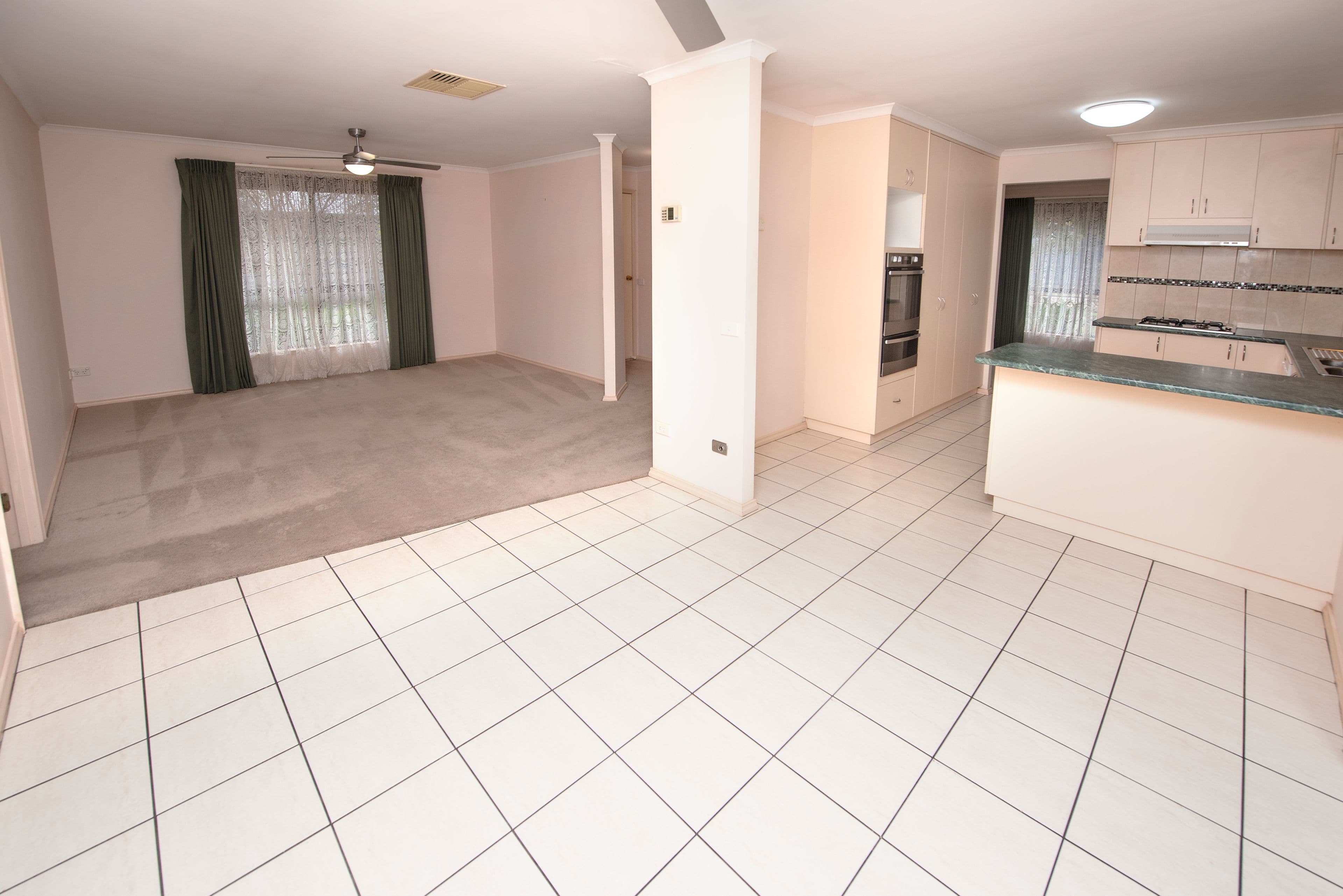 17 Donnington Street, Swan Hill VIC 3585, Swan Hill - Thumbnail 2