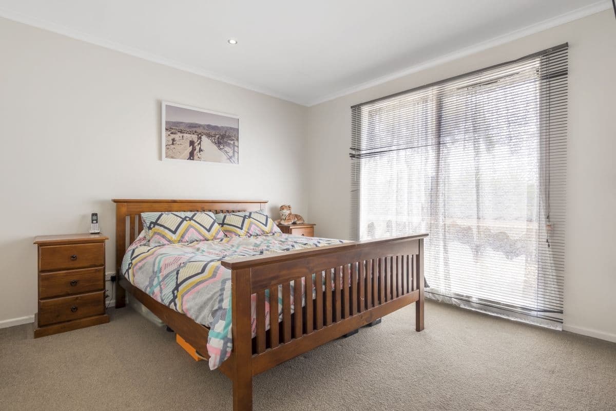 2 Briardale Drive, Werribee VIC 3030, Werribee - Thumbnail 7