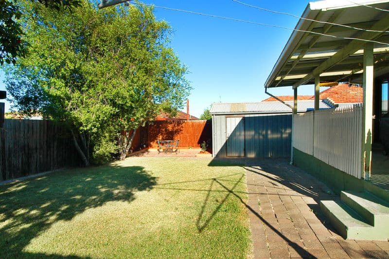 20 Christopher Crescent, TULLAMARINE VIC 3043, Tullamarine - Thumbnail 4