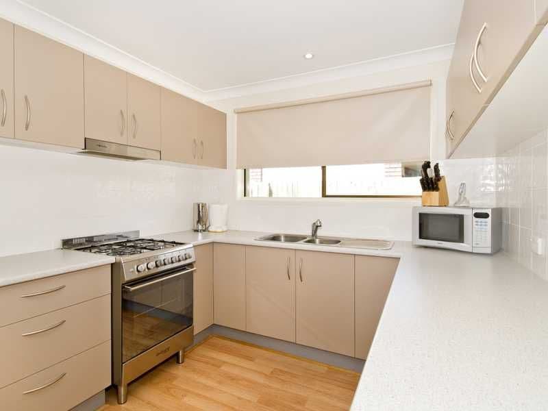 5 Amadeus Street, ELANORA QLD 4221, Elanora - Thumbnail 2