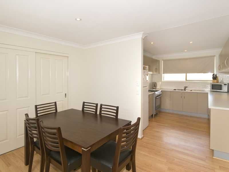5 Amadeus Street, ELANORA QLD 4221, Elanora - Thumbnail 5