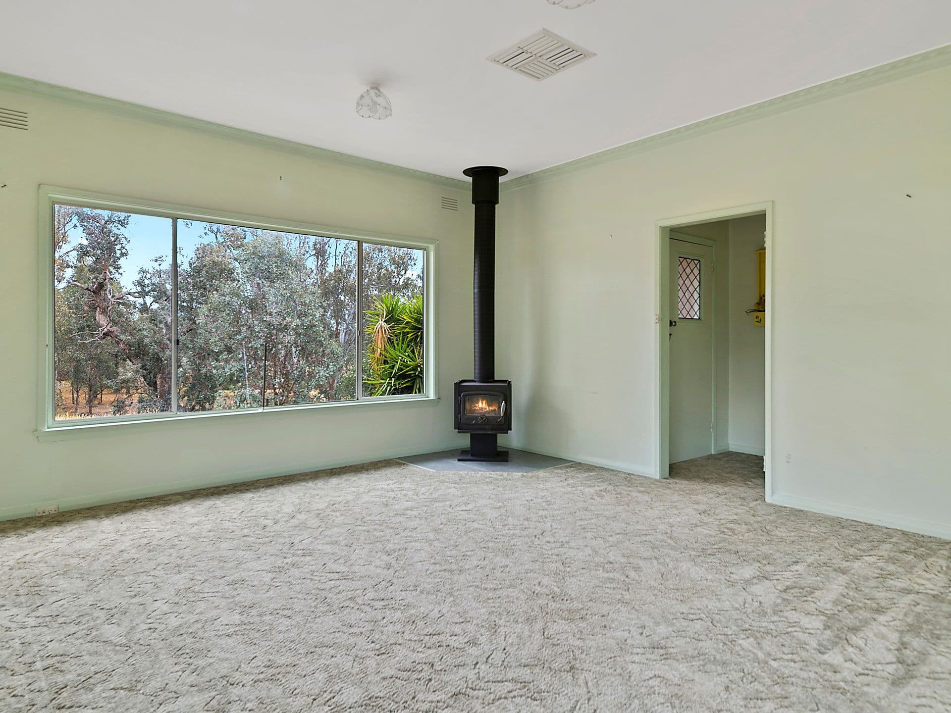 48 Fox Street, BENALLA VIC 3673, Benalla - Thumbnail 2