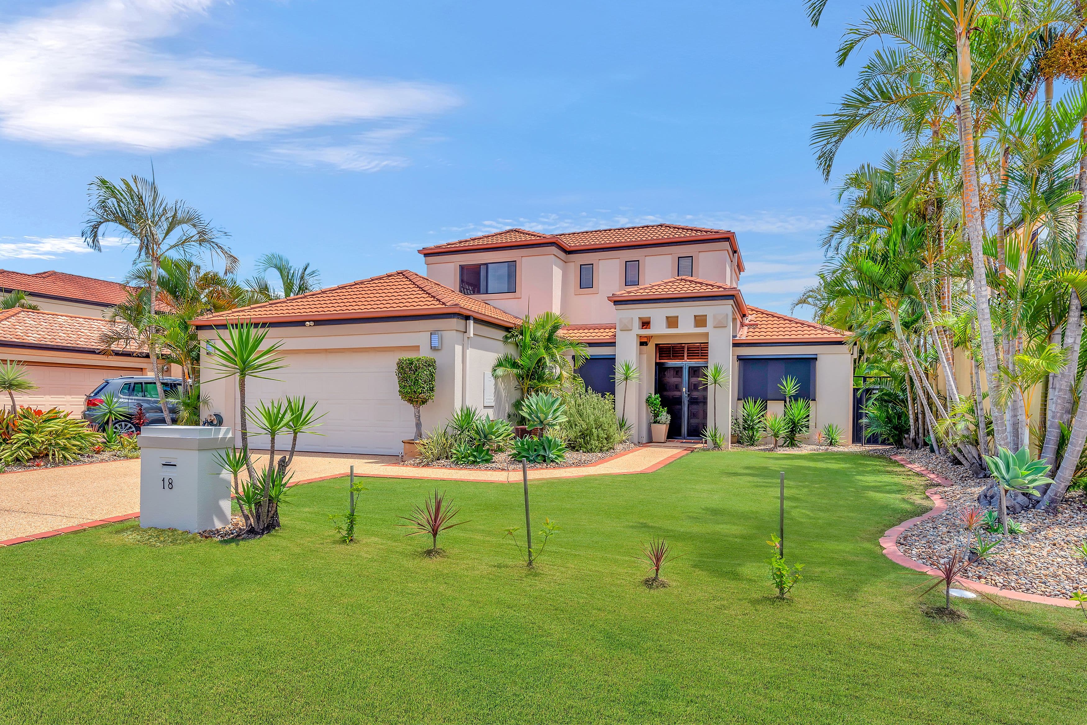 18 The Parade, Helensvale QLD 4212, Helensvale - Thumbnail 2
