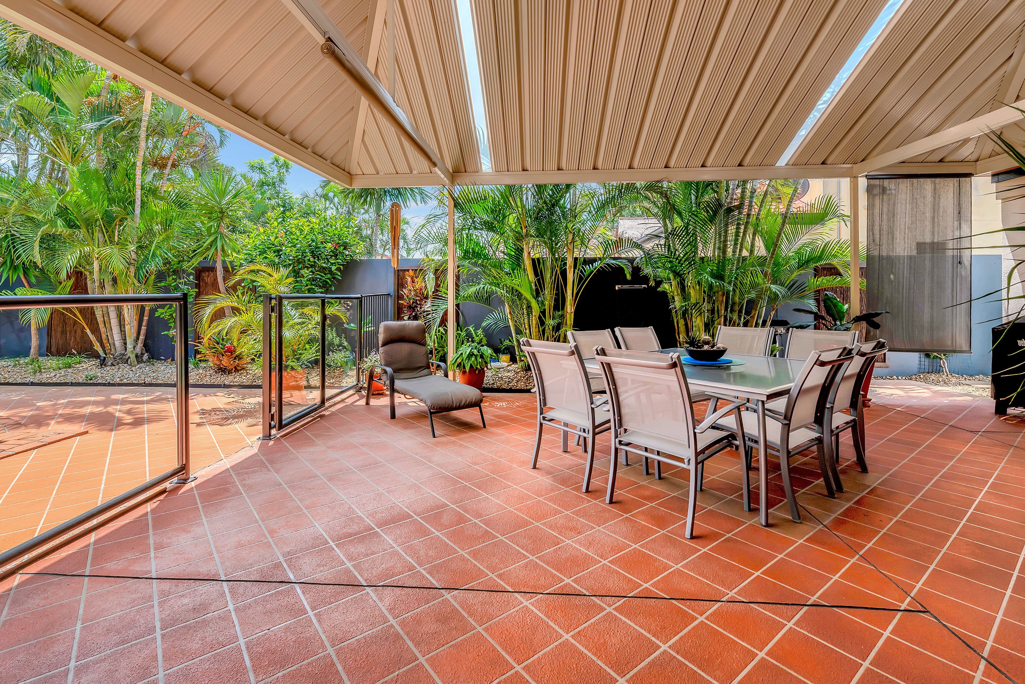 18 The Parade, Helensvale QLD 4212, Helensvale - Thumbnail 3