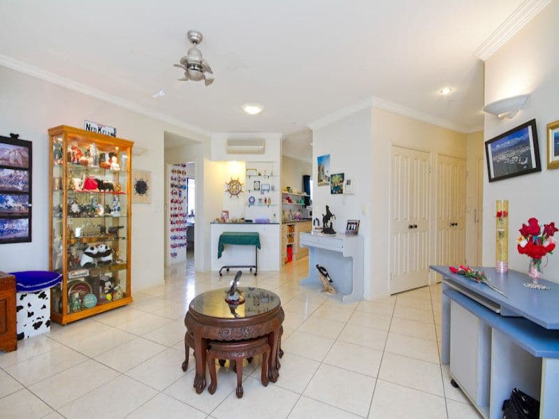 27 Wharf Street, CAIRNS CITY QLD 4870, Cairns City - Thumbnail 2