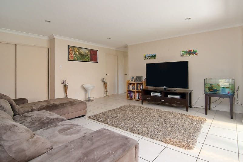 1 Crescendo Place, CRESTMEAD QLD 4132, Crestmead - Thumbnail 4