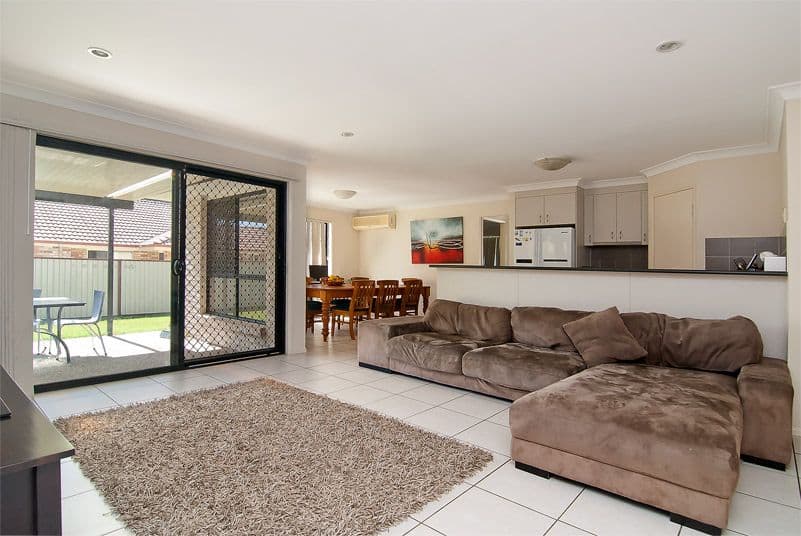 1 Crescendo Place, CRESTMEAD QLD 4132, Crestmead - Thumbnail 5