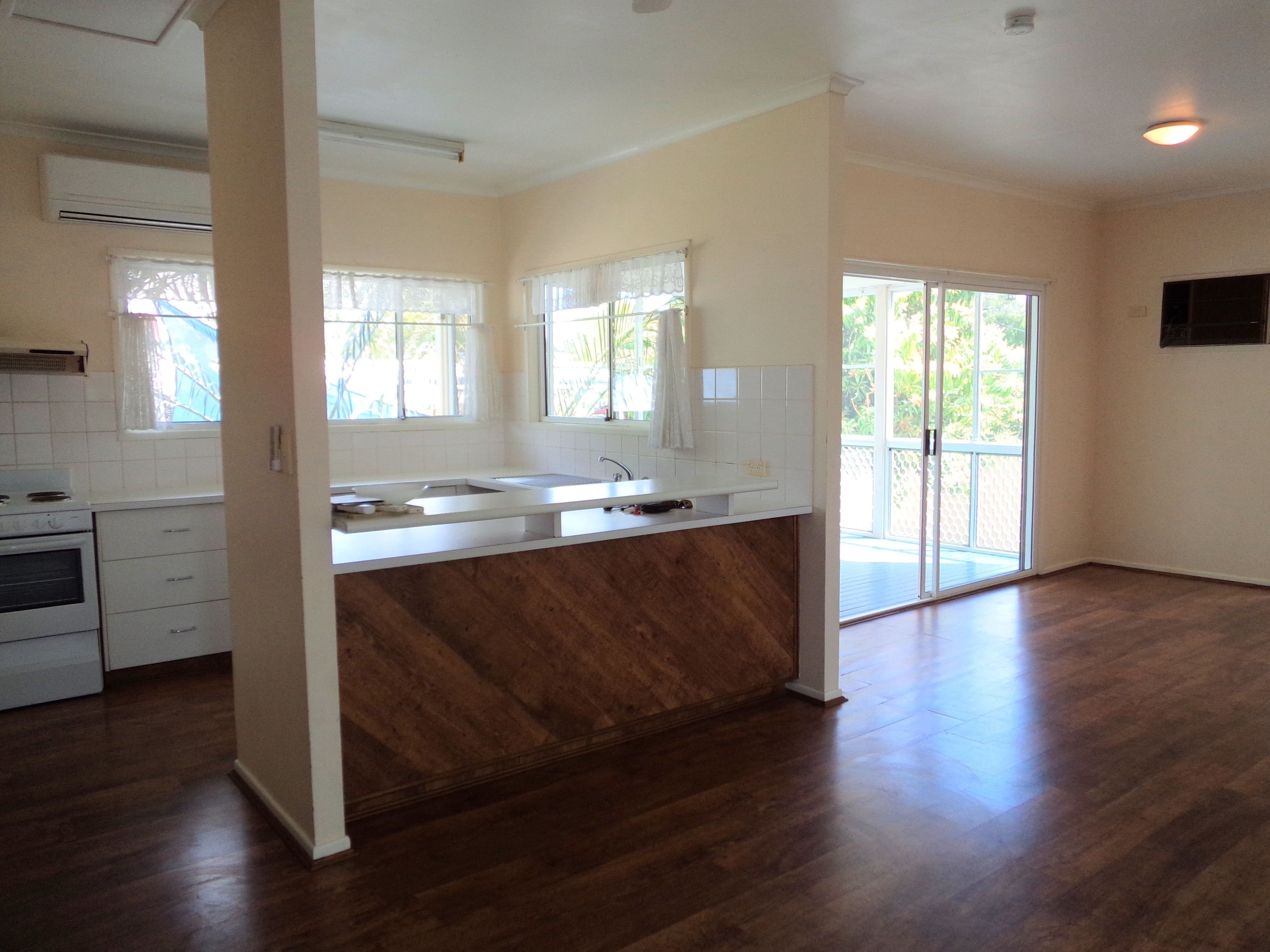 13 Dawn Crescent, Emerald QLD 4720, Emerald - Thumbnail 3