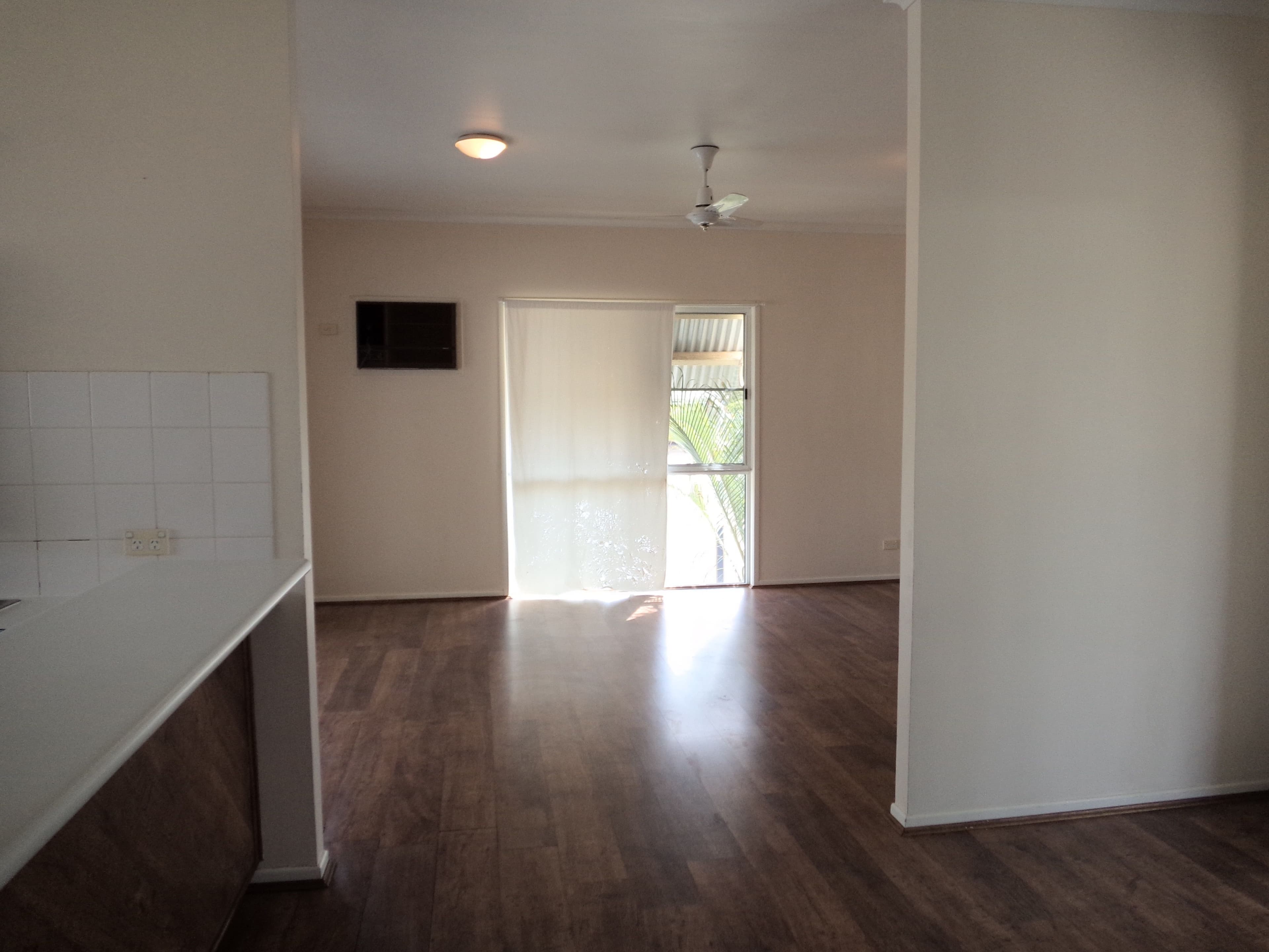 13 Dawn Crescent, Emerald QLD 4720, Emerald - Thumbnail 5
