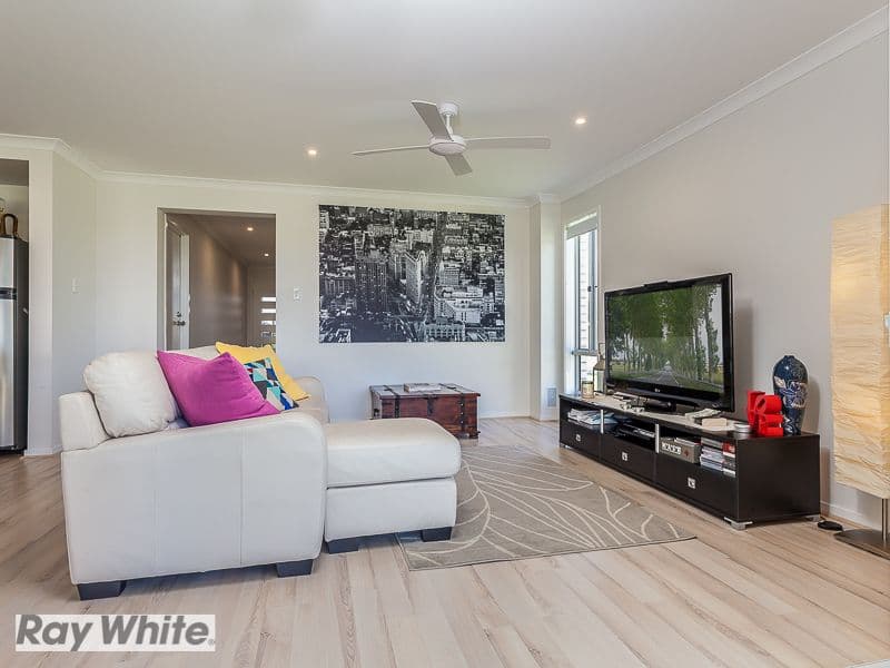 39 Expedition Drive, NORTH LAKES QLD 4509, North Lakes - Thumbnail 6