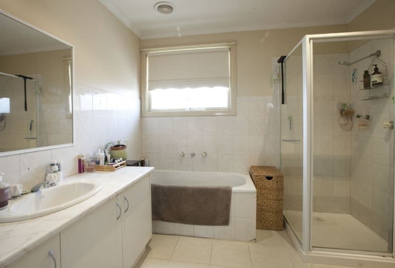 2/4 Kingsville Street, Kingsville - Thumbnail 5