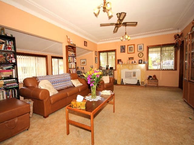 37 Horton Street, YAGOONA NSW 2199, Yagoona - Thumbnail 2