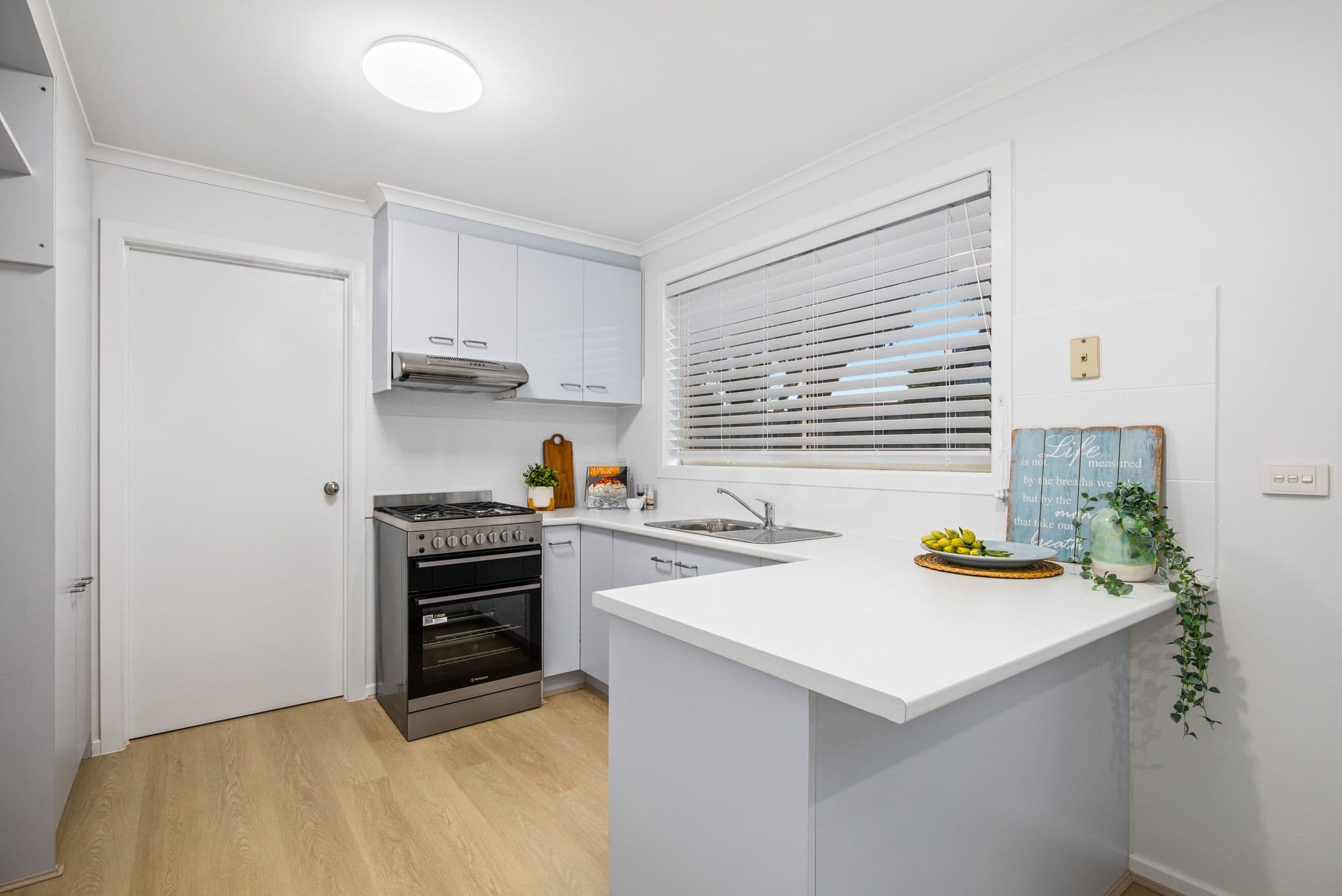 44 Tatman Drive, Altona Meadows VIC 3028, Altona Meadows - Thumbnail 7