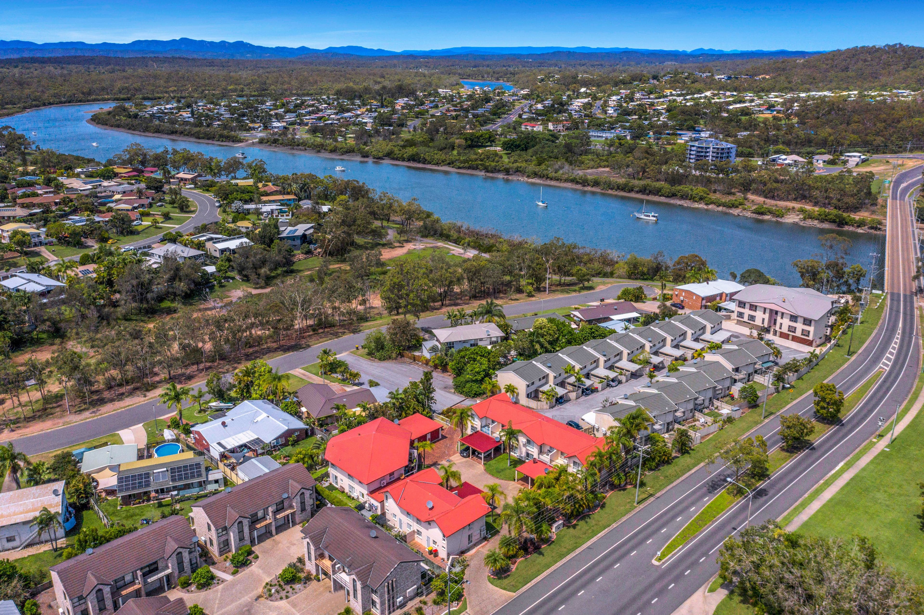 18 Parkside Street, Tannum Sands QLD 4680, Tannum Sands - Thumbnail 2