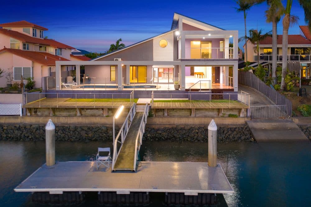 13 Dorsal Drive, Birkdale QLD 4159, Birkdale - Thumbnail 2