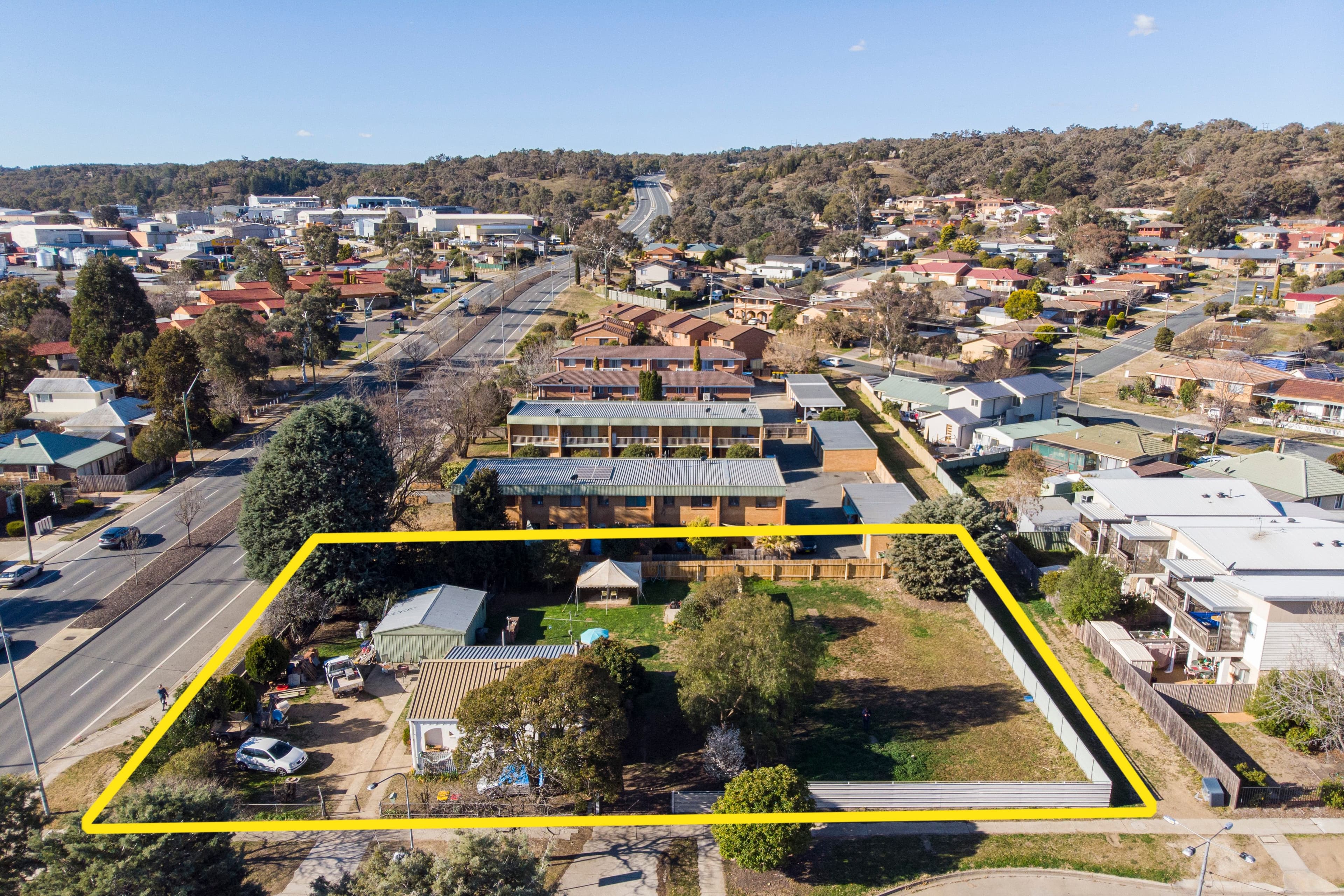 18 Bungendore Road, Queanbeyan East NSW 2620, Queanbeyan East - Thumbnail 2