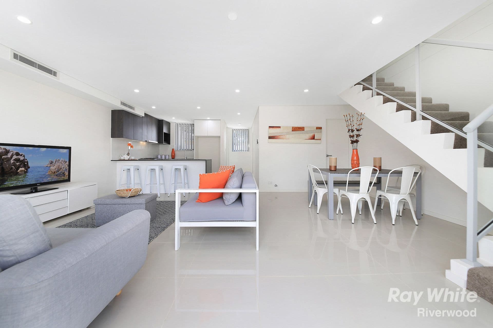 9 Rogers Street, Roselands NSW 2196, Roselands - Thumbnail 2