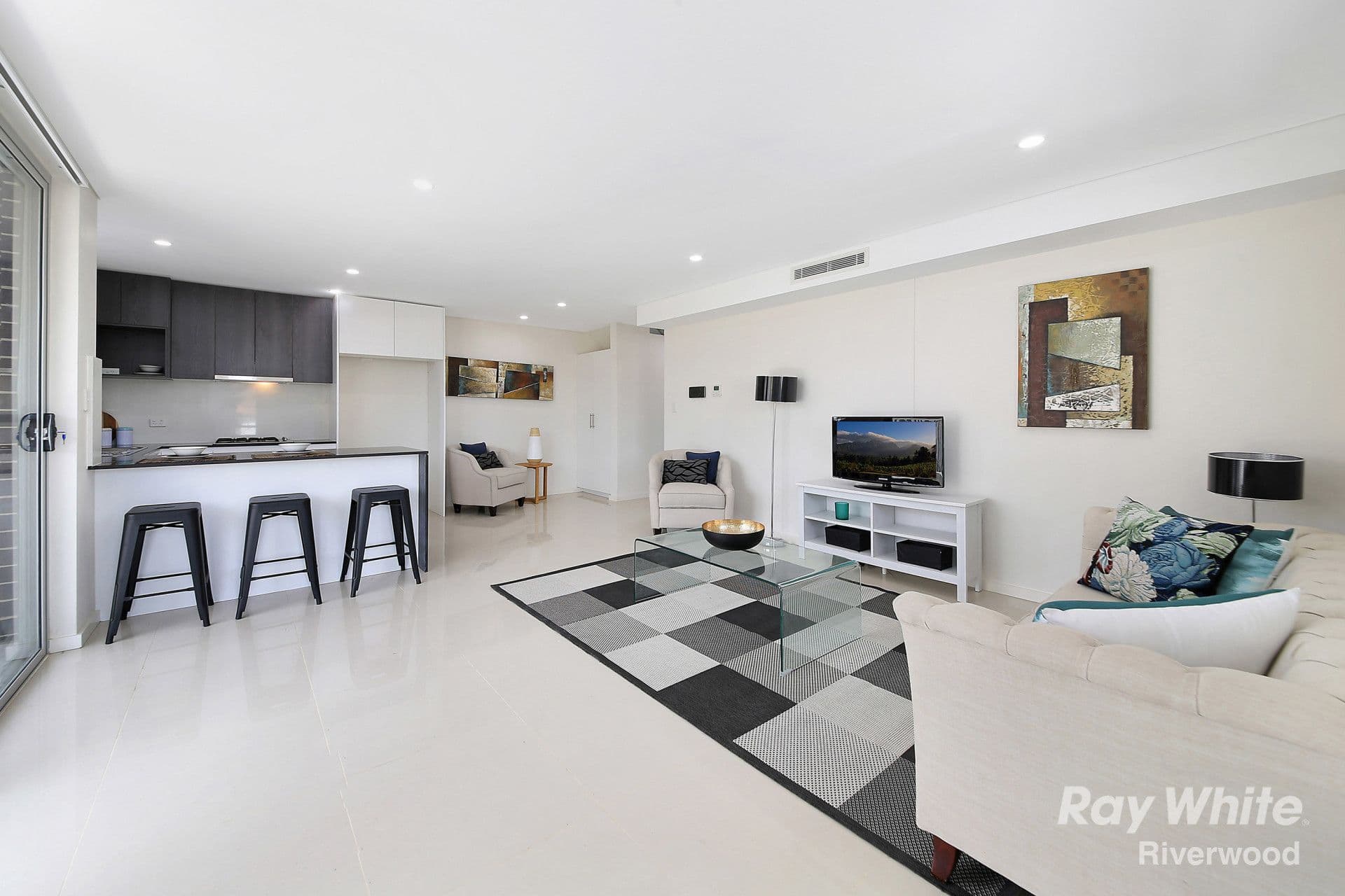 9 Rogers Street, Roselands NSW 2196, Roselands - Thumbnail 3