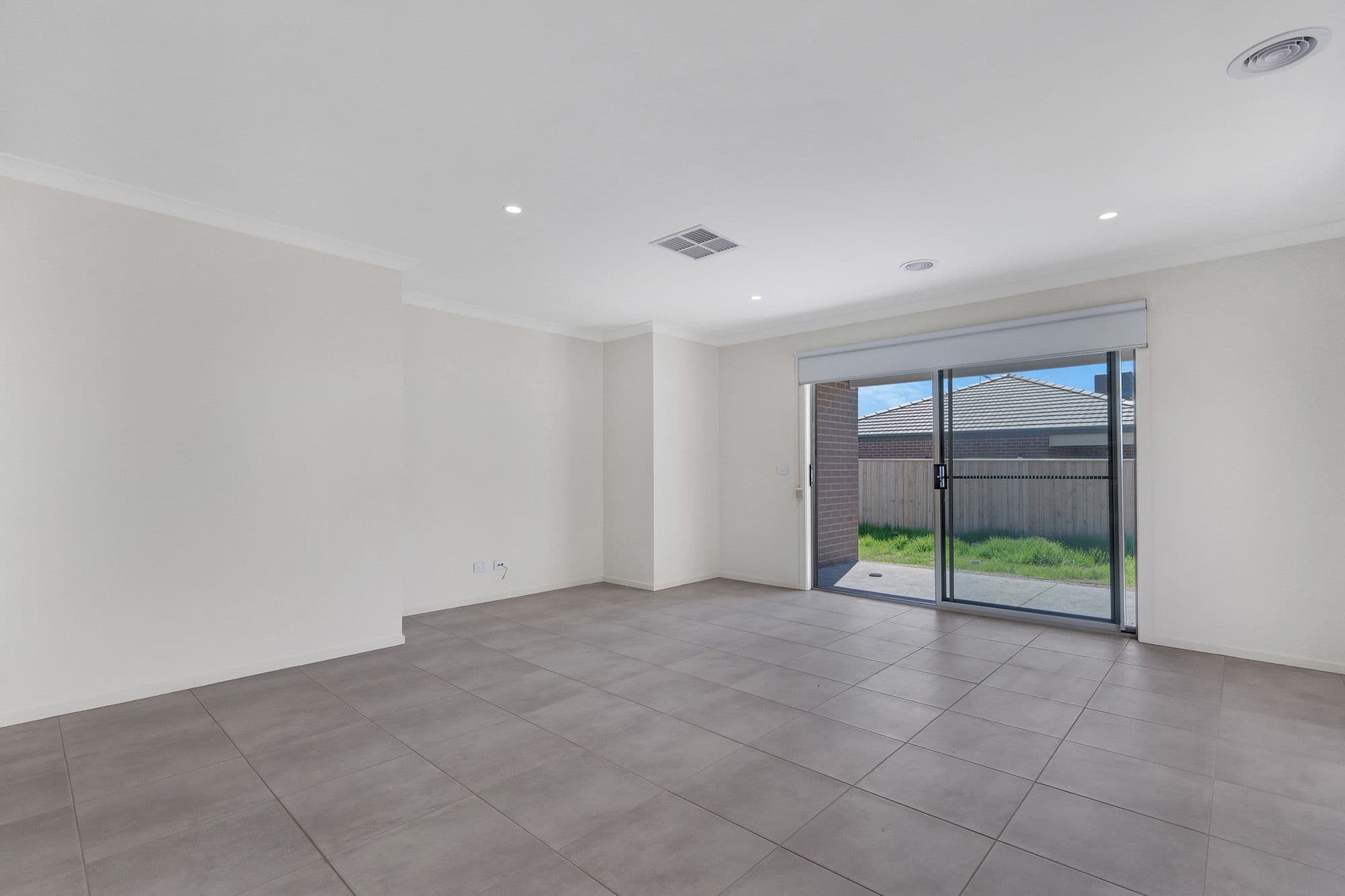 8 Darge Road, Mambourin VIC 3024, Mambourin - Thumbnail 2