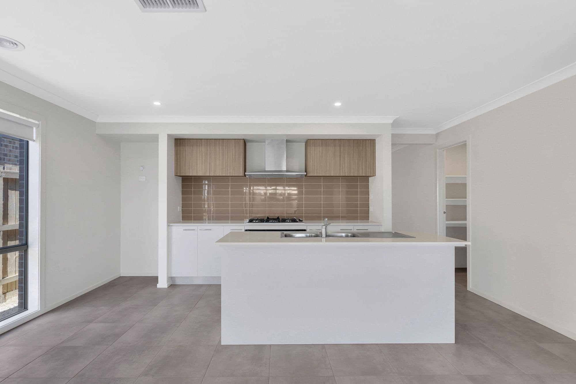 8 Darge Road, Mambourin VIC 3024, Mambourin - Thumbnail 4