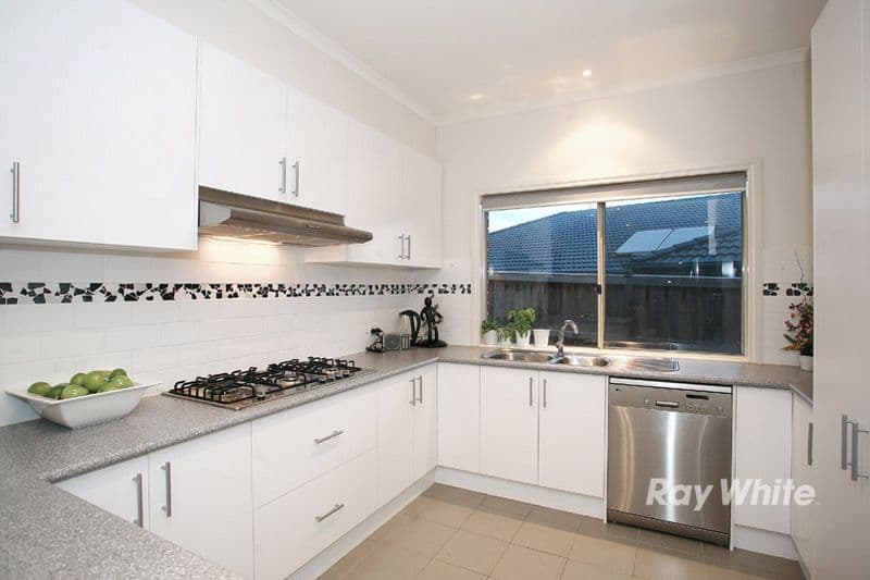7 Carissa Drive, BOTANIC RIDGE VIC 3977, Botanic Ridge - Thumbnail 5