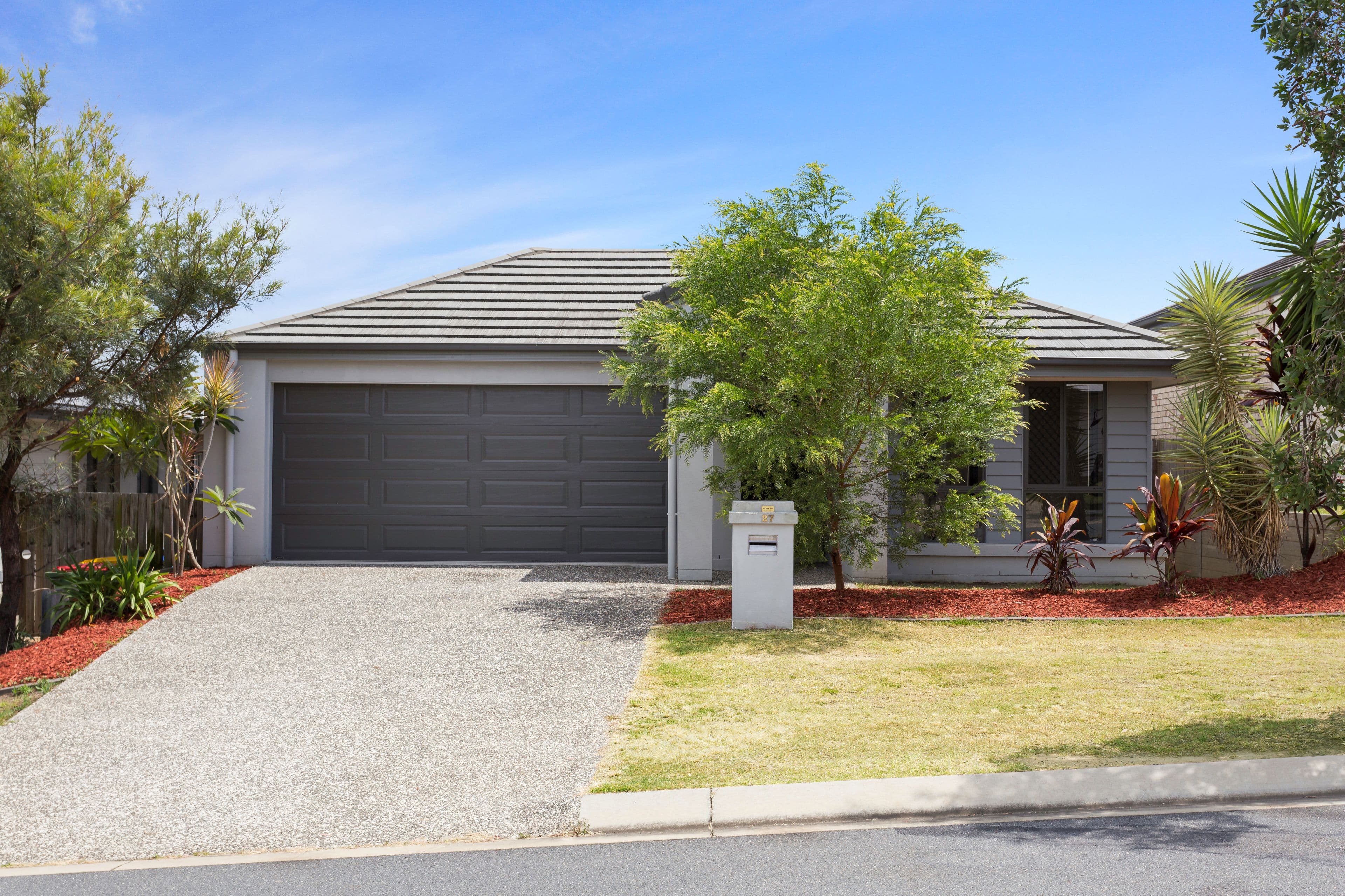 27 Arnaldo Avenue, Augustine Heights QLD 4300, Augustine Heights - Thumbnail 3