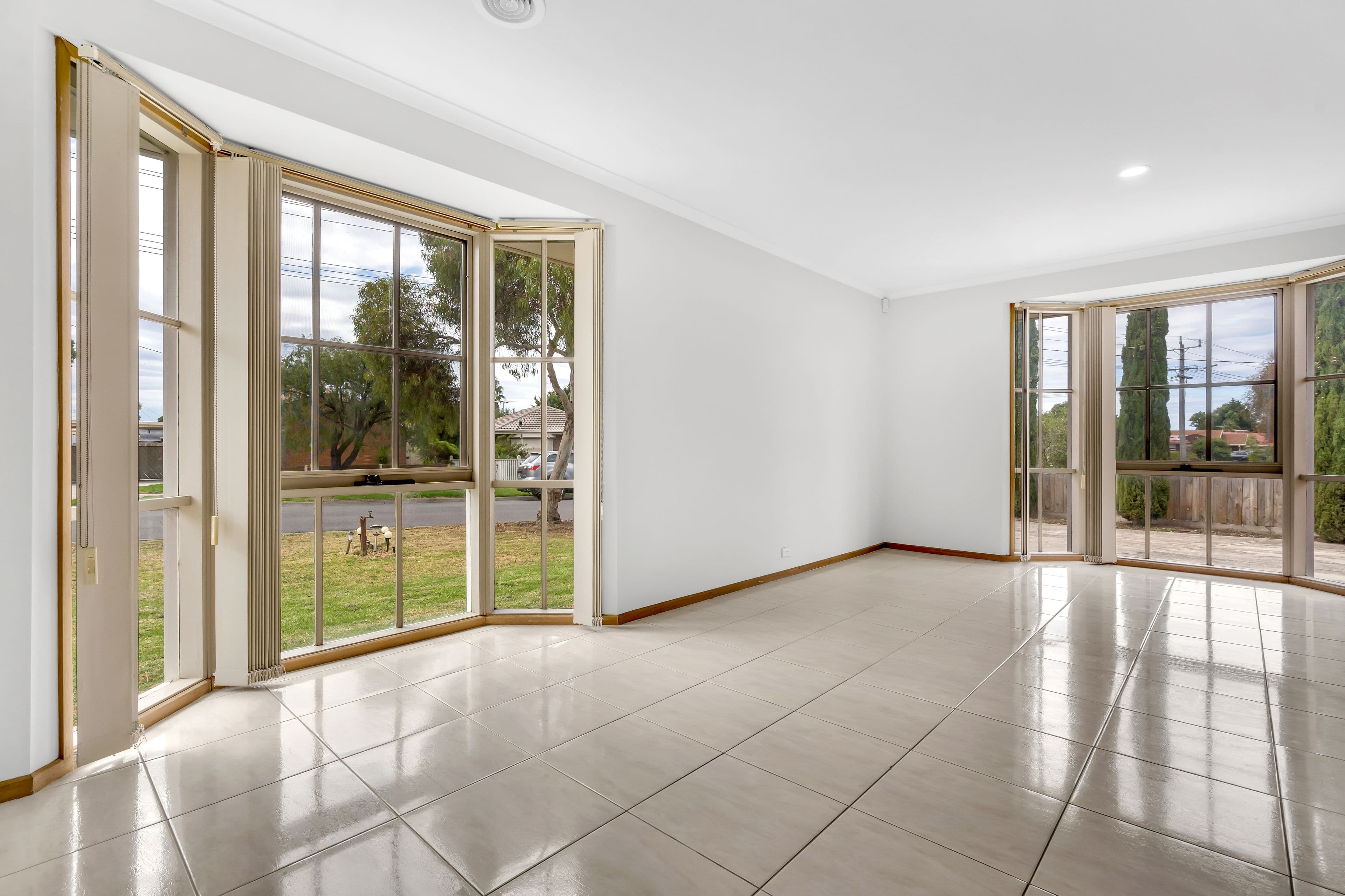 19 Banbury Crescent, Craigieburn VIC 3064, Craigieburn - Thumbnail 5