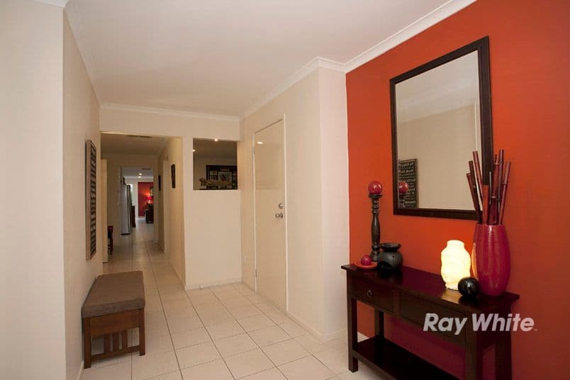 7 Greenock Crescent, CRANBOURNE EAST VIC 3977, Cranbourne East - Thumbnail 5
