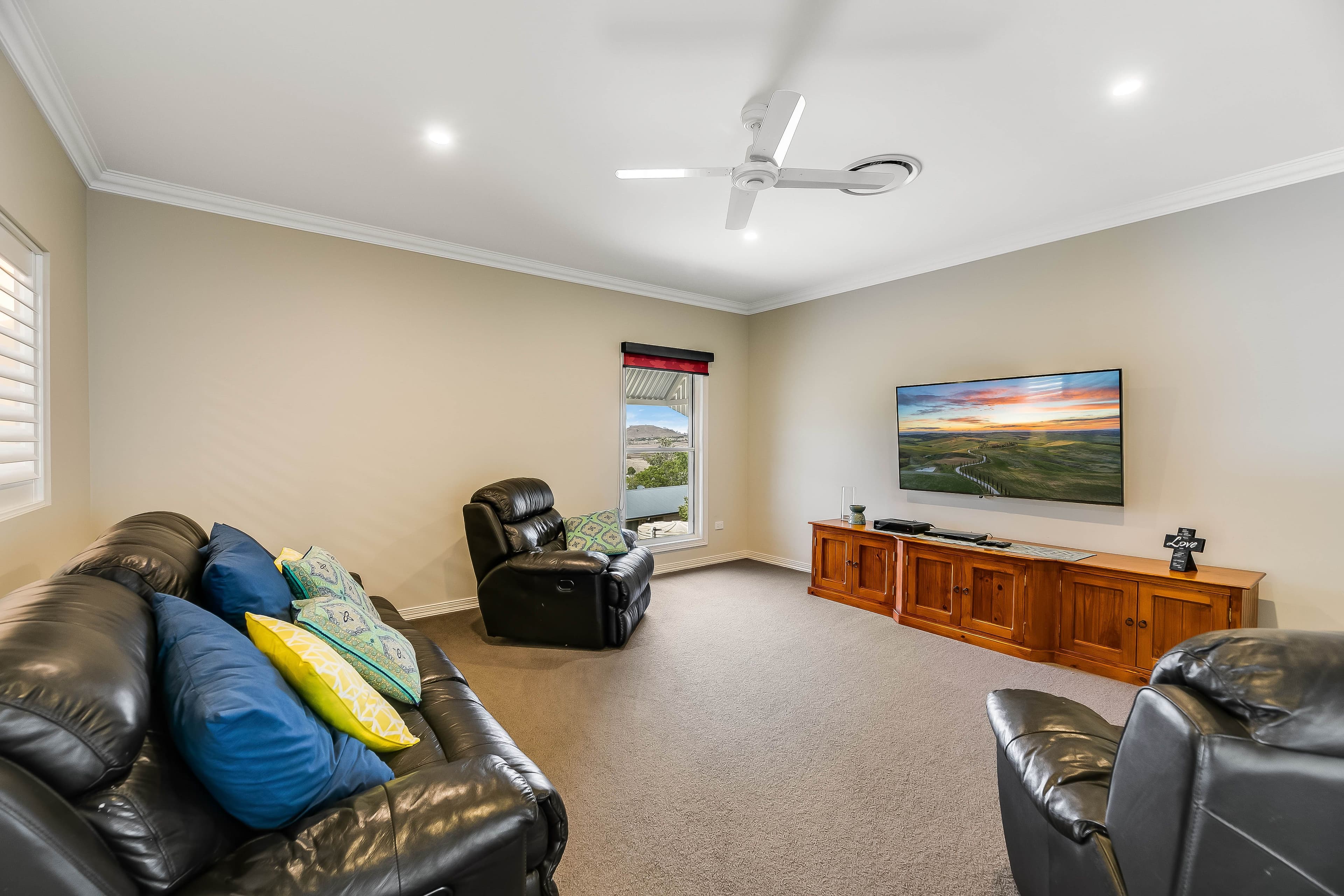215 Carroll Road, Hodgson Vale QLD 4352, Hodgson Vale - Thumbnail 7