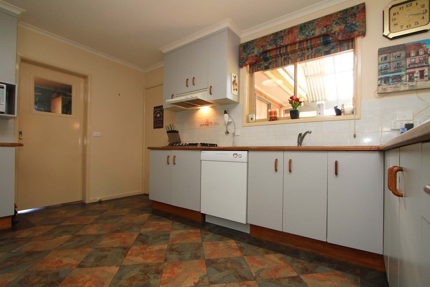 7 Owen Court, LAVINGTON NSW 2641, Lavington - Thumbnail 7