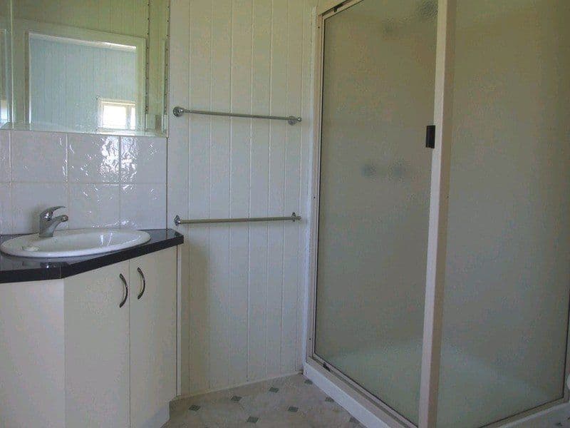 23 Park Road, CROWS NEST QLD 4355, Crows Nest - Thumbnail 4