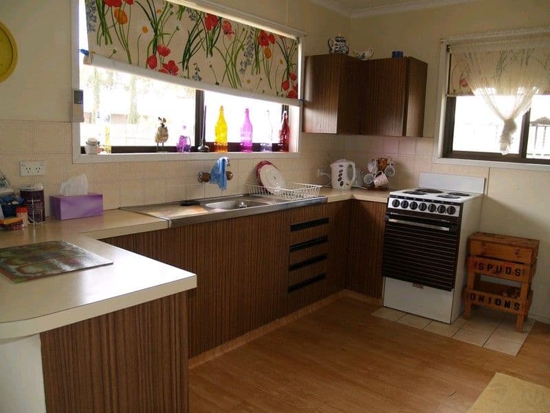 1 schroder Street, LAIDLEY QLD 4341, Laidley - Thumbnail 4