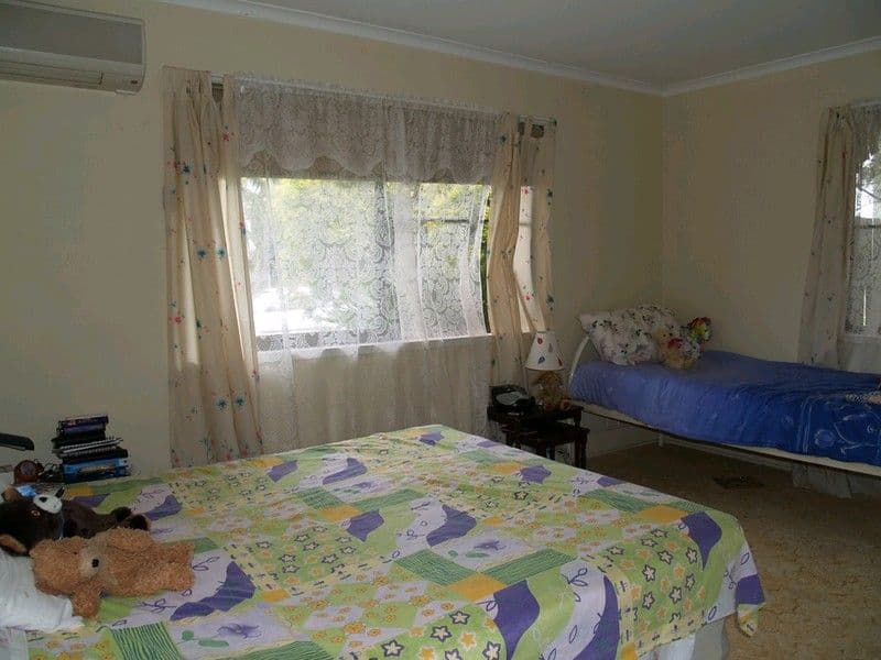 1 schroder Street, LAIDLEY QLD 4341, Laidley - Thumbnail 7