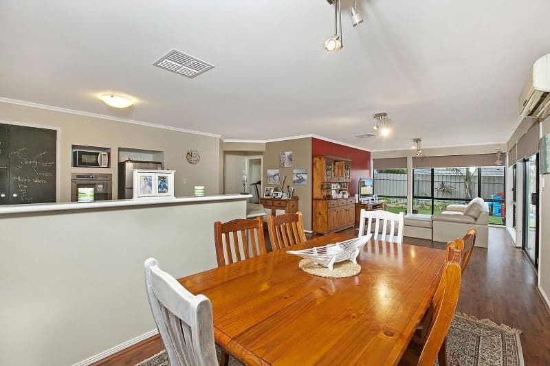 10 Parkview Circuit, SEAFORD RISE SA 5169, Seaford Rise - Thumbnail 3