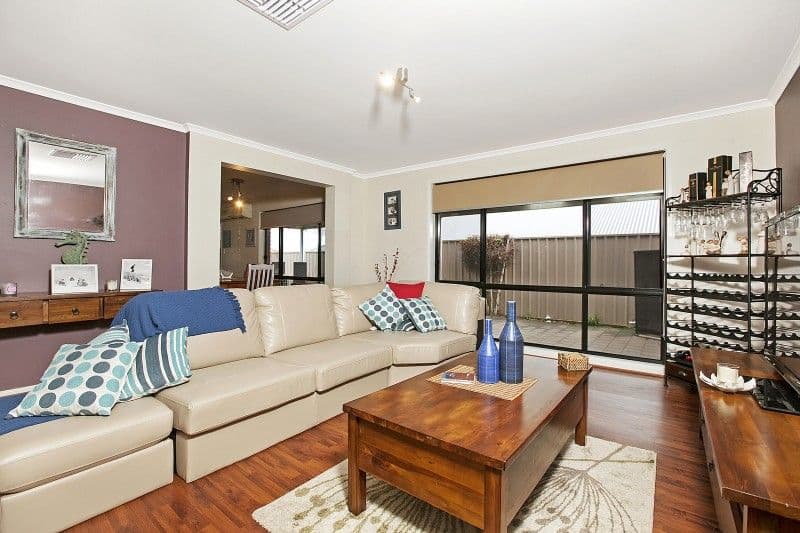 10 Parkview Circuit, SEAFORD RISE SA 5169, Seaford Rise - Thumbnail 4