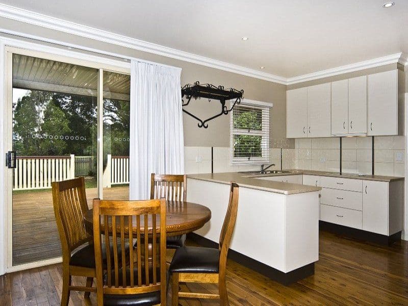28 Fourth Avenue, HARRISTOWN QLD 4350, Harristown - Thumbnail 2