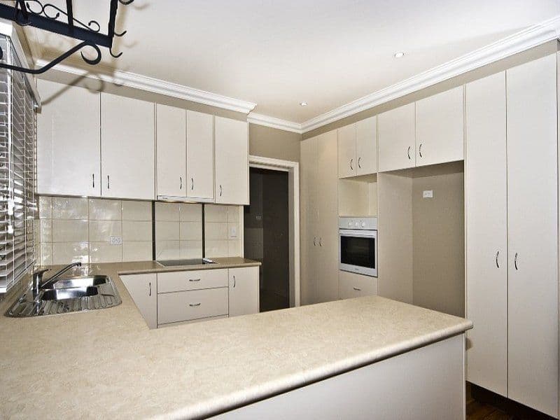 28 Fourth Avenue, HARRISTOWN QLD 4350, Harristown - Thumbnail 6