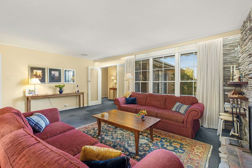 25 Tarella Drive, Mount Waverley VIC 3149, Mount Waverley - Thumbnail 2