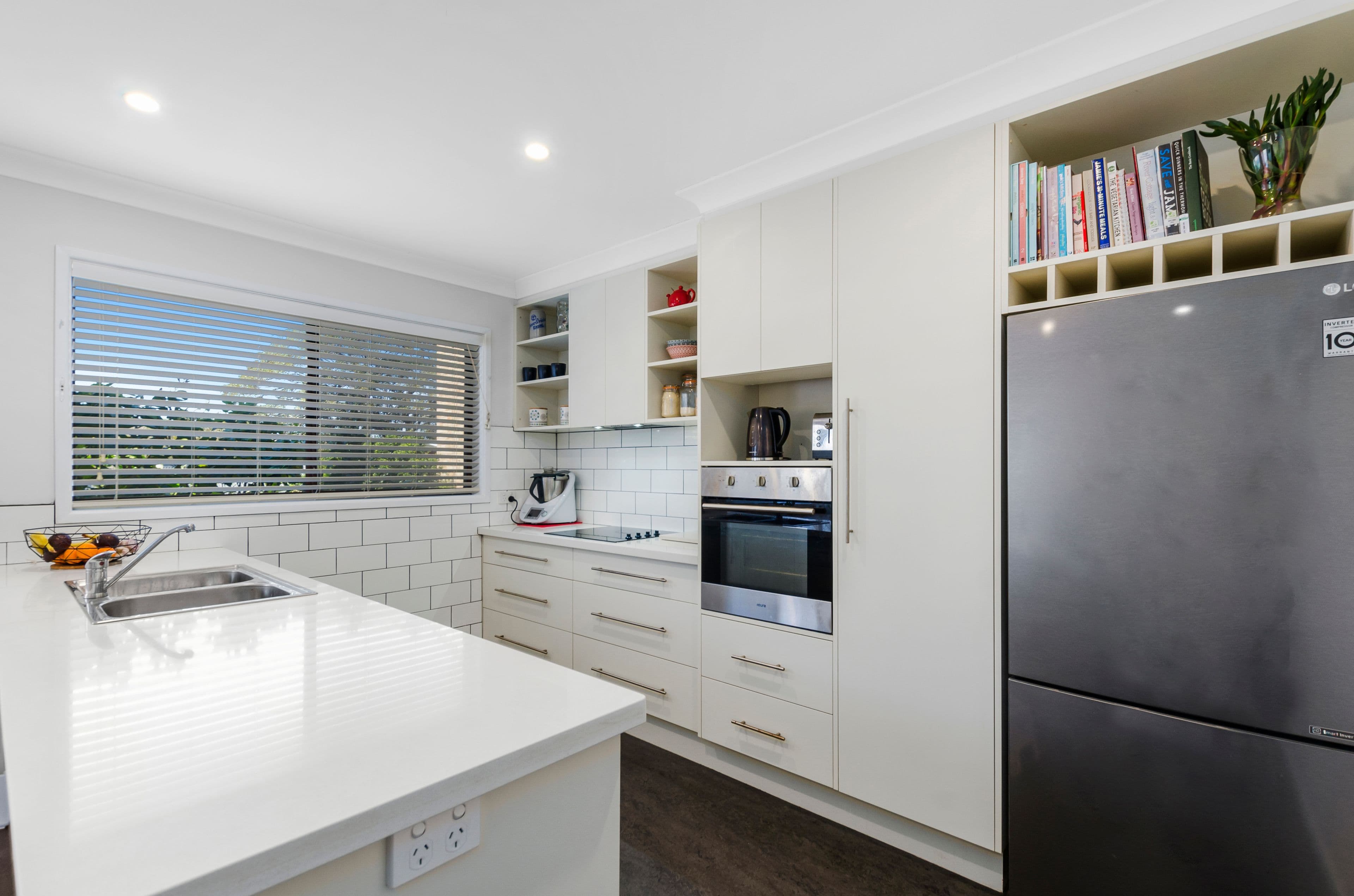 37 Mountain Road, Austinmer NSW 2515, Austinmer - Thumbnail 2