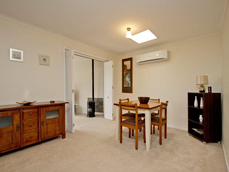 12 Samantha Court, FRANKSTON VIC 3199, Frankston - Thumbnail 3
