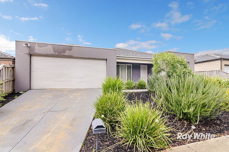 2 Greenview Court, Cranbourne North VIC 3977, Cranbourne North - Image 1