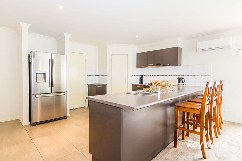2 Greenview Court, Cranbourne North VIC 3977, Cranbourne North - Thumbnail 7