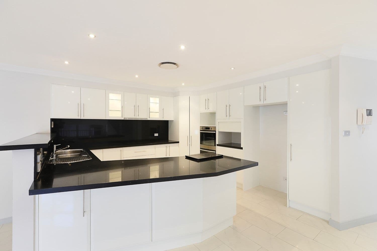 22 Osprey Avenue, Glenmore Park - Thumbnail 4