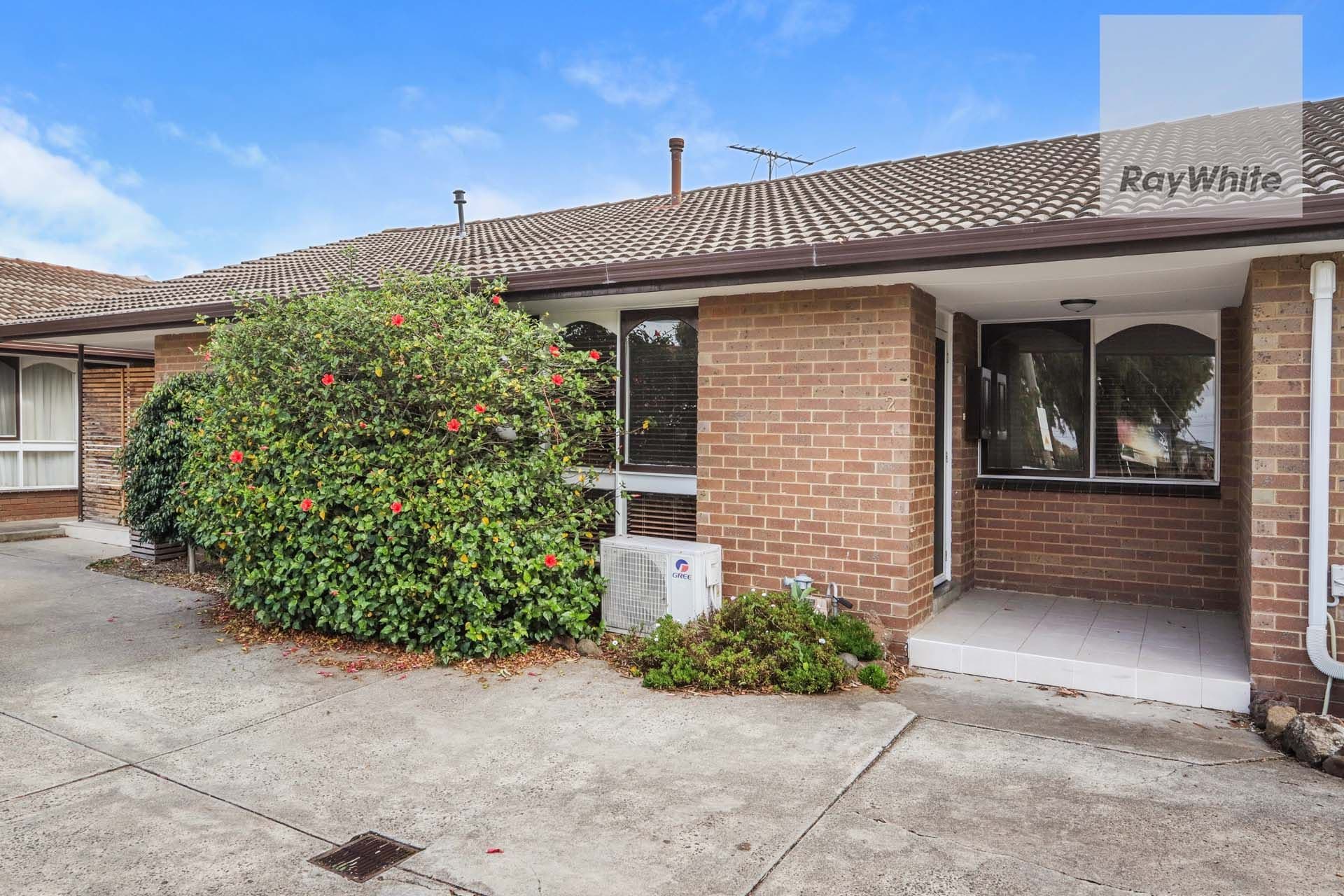 8 Cropley Crt, Seabrook - Image 1