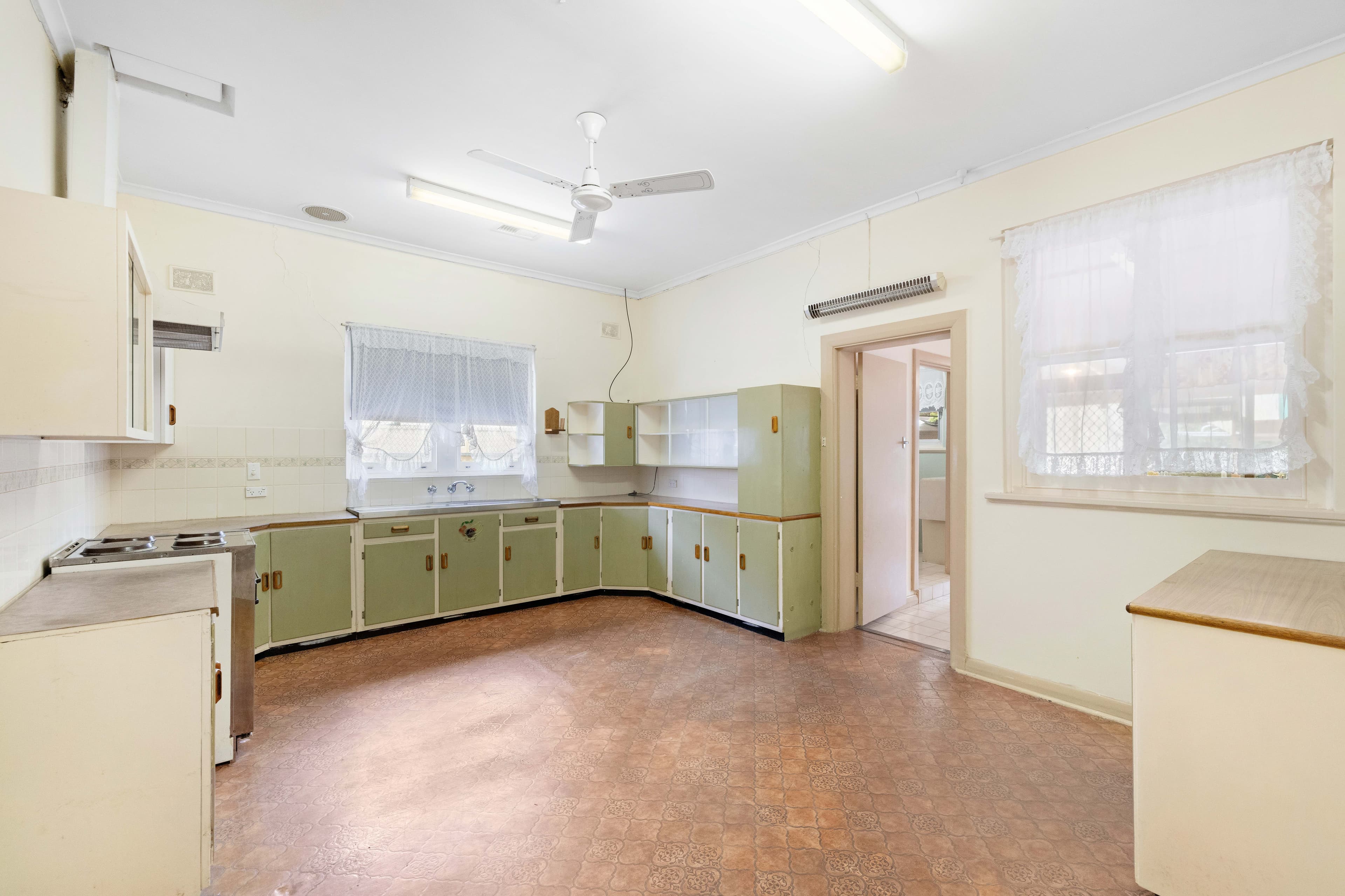 31 Blackler Avenue, Plympton Park SA 5038, Plympton Park - Thumbnail 3