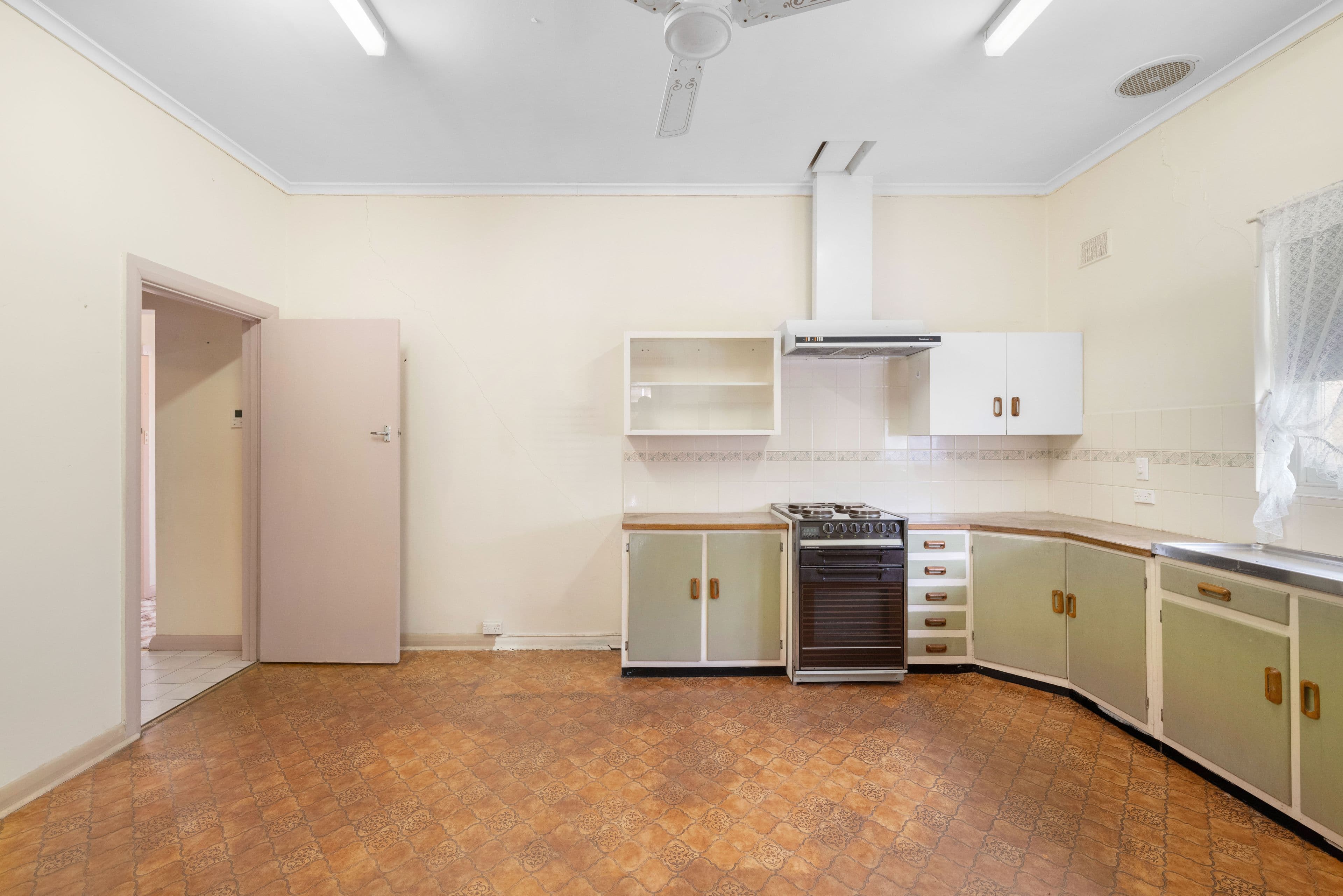 31 Blackler Avenue, Plympton Park SA 5038, Plympton Park - Thumbnail 4