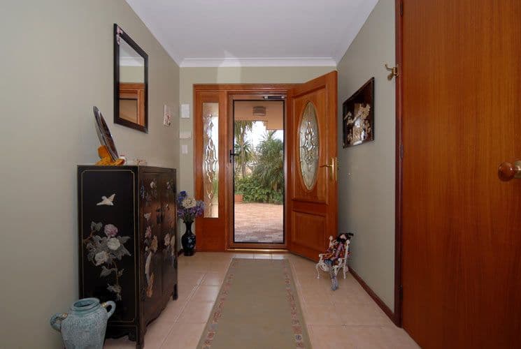 46 Berry Drive, MAIDA VALE WA 6057, Maida Vale - Thumbnail 4