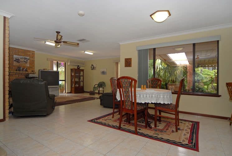 46 Berry Drive, MAIDA VALE WA 6057, Maida Vale - Thumbnail 6